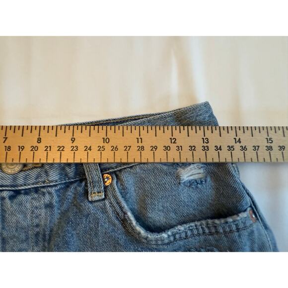 WE THE FREE Distressed Cut Off Blue Denim Shorts Button Fly 100% Cotton Size 26 - Picture 4 of 10